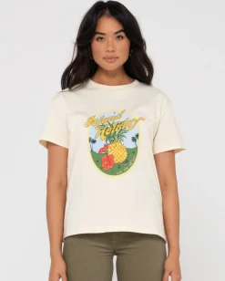 Rusty Island Holiday Relaxed Graphic Tee | Womens Tees & Tanks