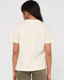 Rusty Island Holiday Relaxed Graphic Tee | Womens Tees & Tanks