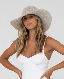 Rusty Romance Wide Brim Straw Beach Hat | Womens Caps & Hats