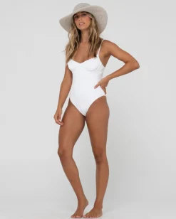 Rusty Romance Wide Brim Straw Beach Hat | Womens Caps & Hats