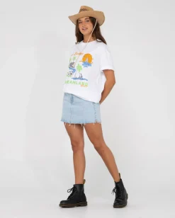 Rusty Dreamland Oversized Graphic Tee | Womens Graphic Tees